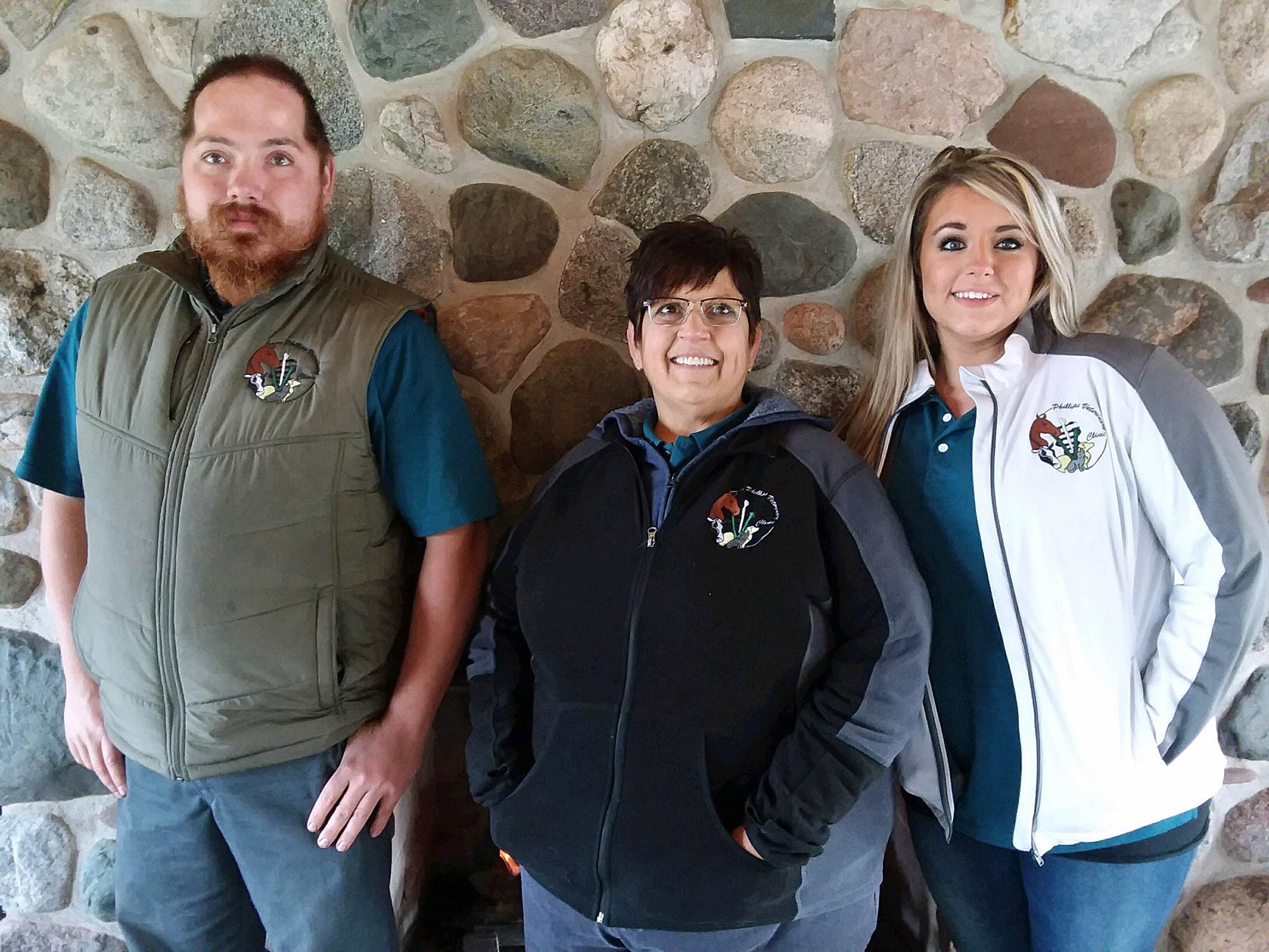 Phillips Veterinary Clinic, Inc Veterinarians serving Phillips, Park